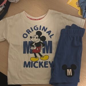 NWOT Disney Mickey Mouse T-Shirt and shorts set 24 months/2T